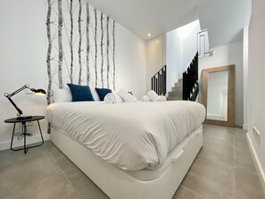1 bedroom, iron/ironing board, internet, bed sheets