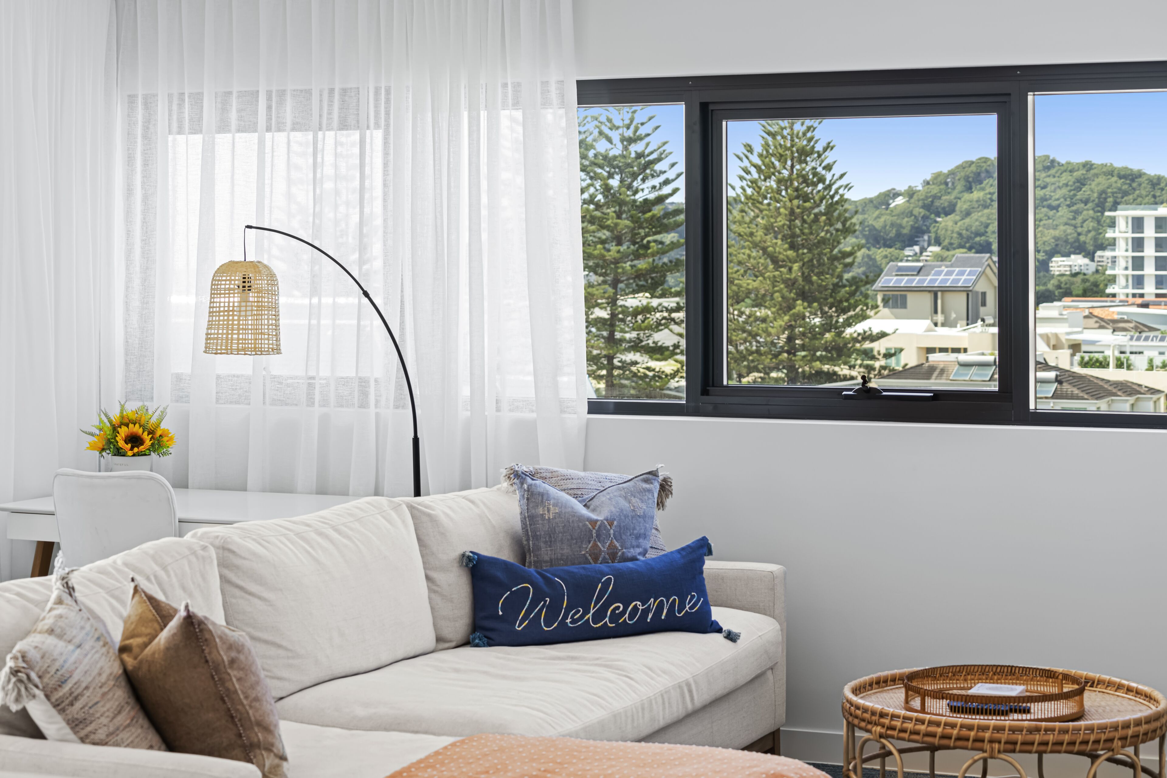 Stunning Views just steps to Palm Beach — image 10