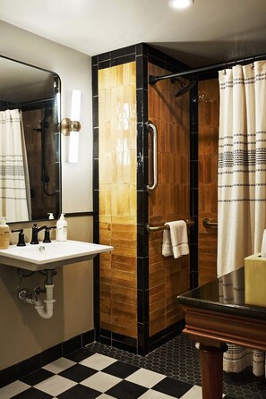 Deluxe Two King Suite | Bathroom | Shower, designer toiletries, hair dryer, bathrobes - Berkshires Untold (Lenox)