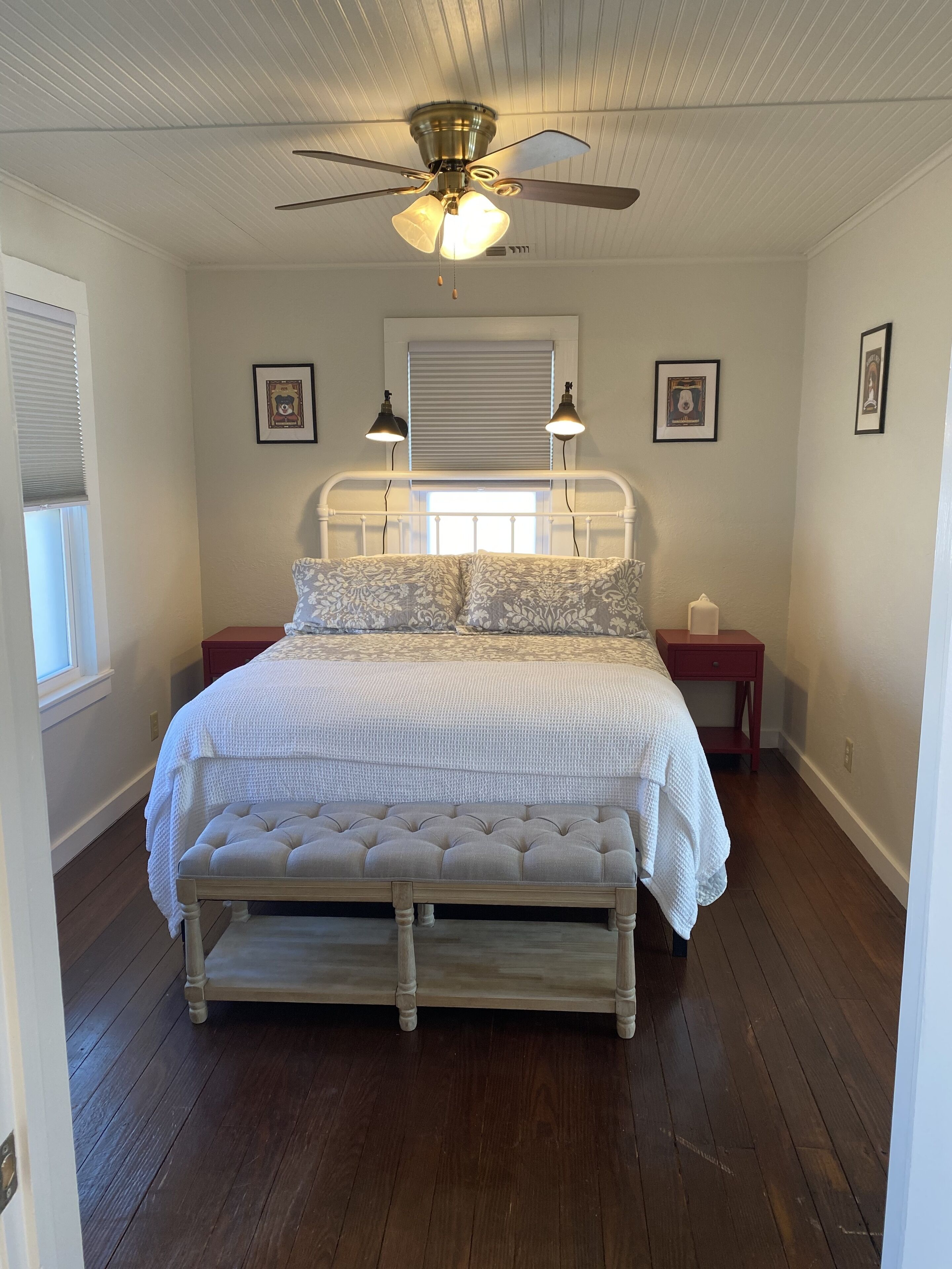 2 quartos, ferros/tábuas de passar roupa, Wi-Fi de cortesia