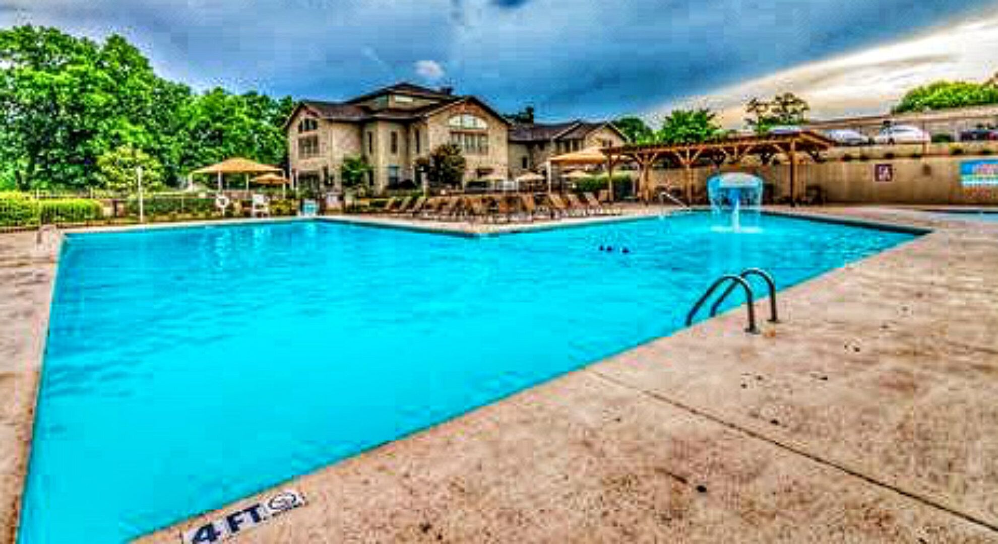 Indoor pool, outdoor pool