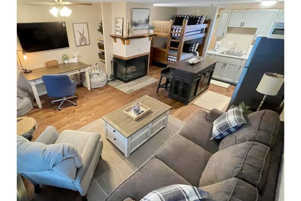 23 Mountain Crest, Snowshoe, WV