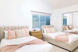 2 bedrooms, desk, iron/ironing board, WiFi