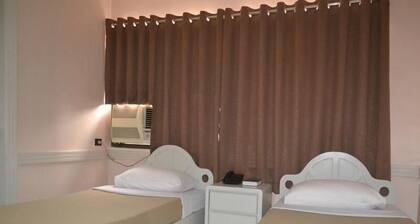 Dolores Hotel