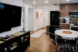 Dining - Modern Apt w/ Private Entry & Patio - Mtn Views (Smithfield)