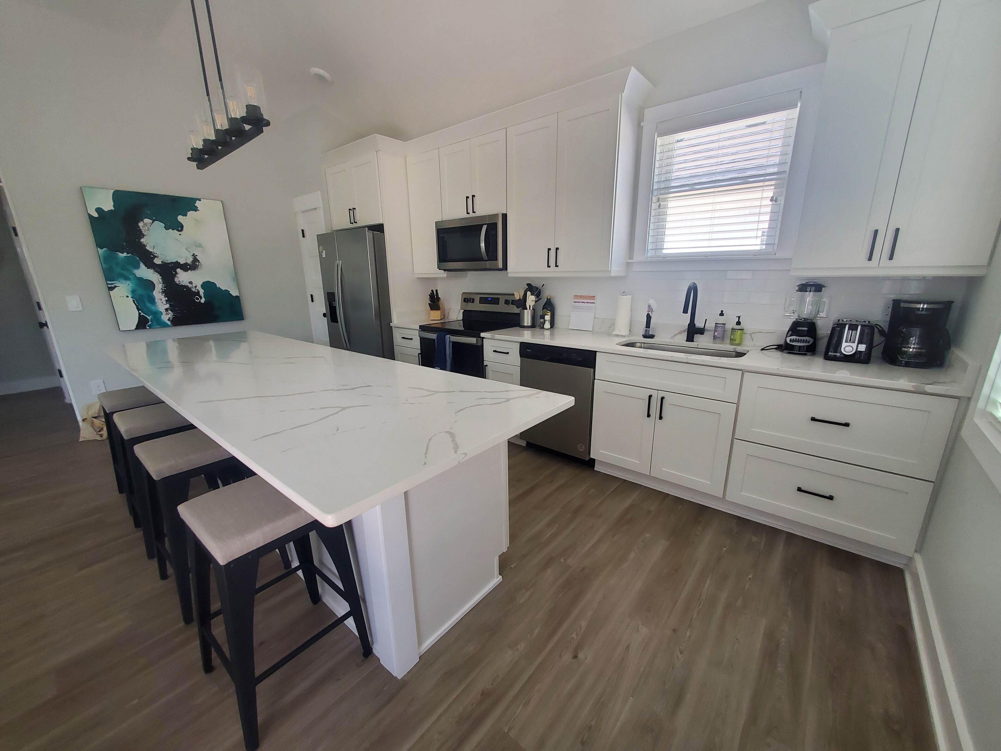 New 2 bdrm - Walk to Corolla Village and Beach!