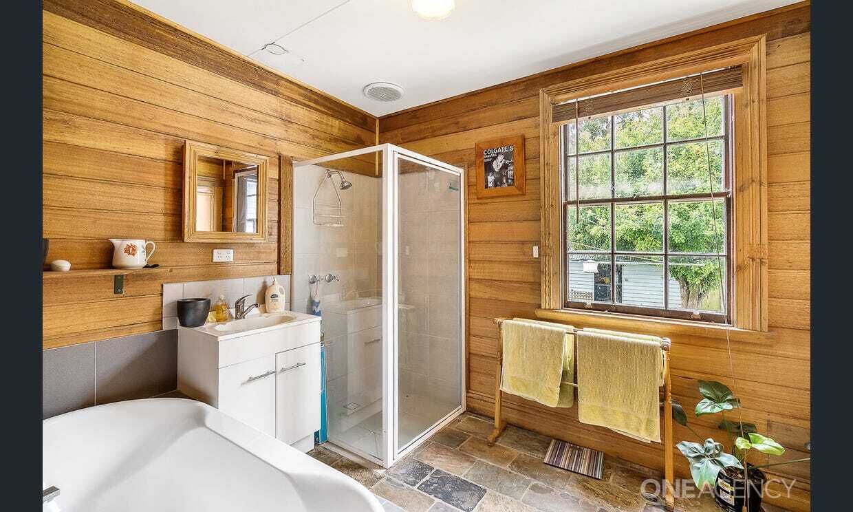The Ultimate Family Farm Stay | Sleeps 10 @ Rocky Cape — image 3