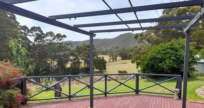 Old School Rocky Cape Farm Stay: Authentic Rural Hospitality