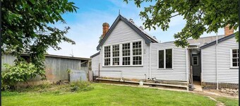Three Bedroom Escape with Room to Roam! Stay for 10.