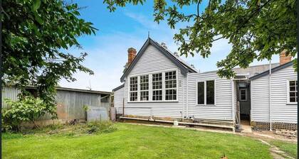 Three Bedroom Escape with Room to Roam! Stay for 10.