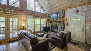 Smart TV, fireplace, DVD player, books