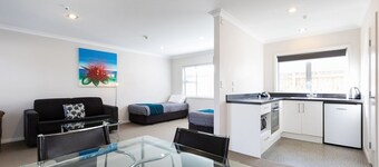 Beach Street Motel Apartments