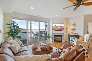 TV connectée, cheminée