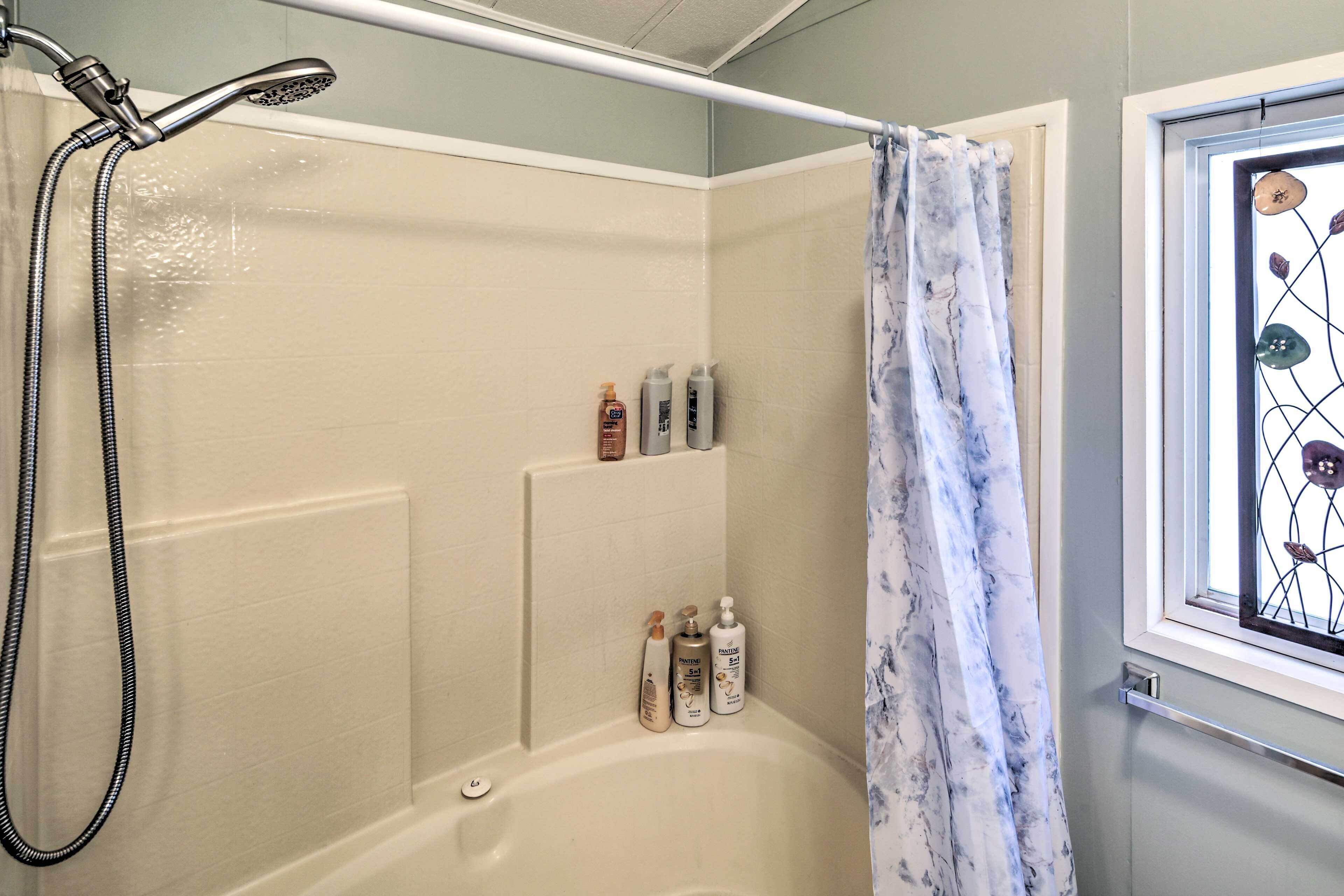 Sun-Dappled AZ Abode w/ River & Mtn Views!