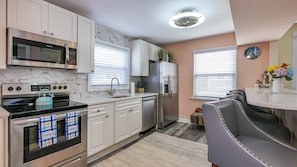 Kitchen - Bayfront Vacation Home/Outside Entertainment Area (Atlantic City)