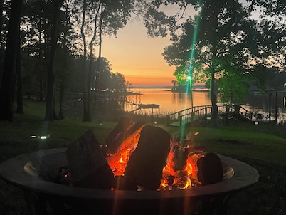Quiet Cove with Big Water Views