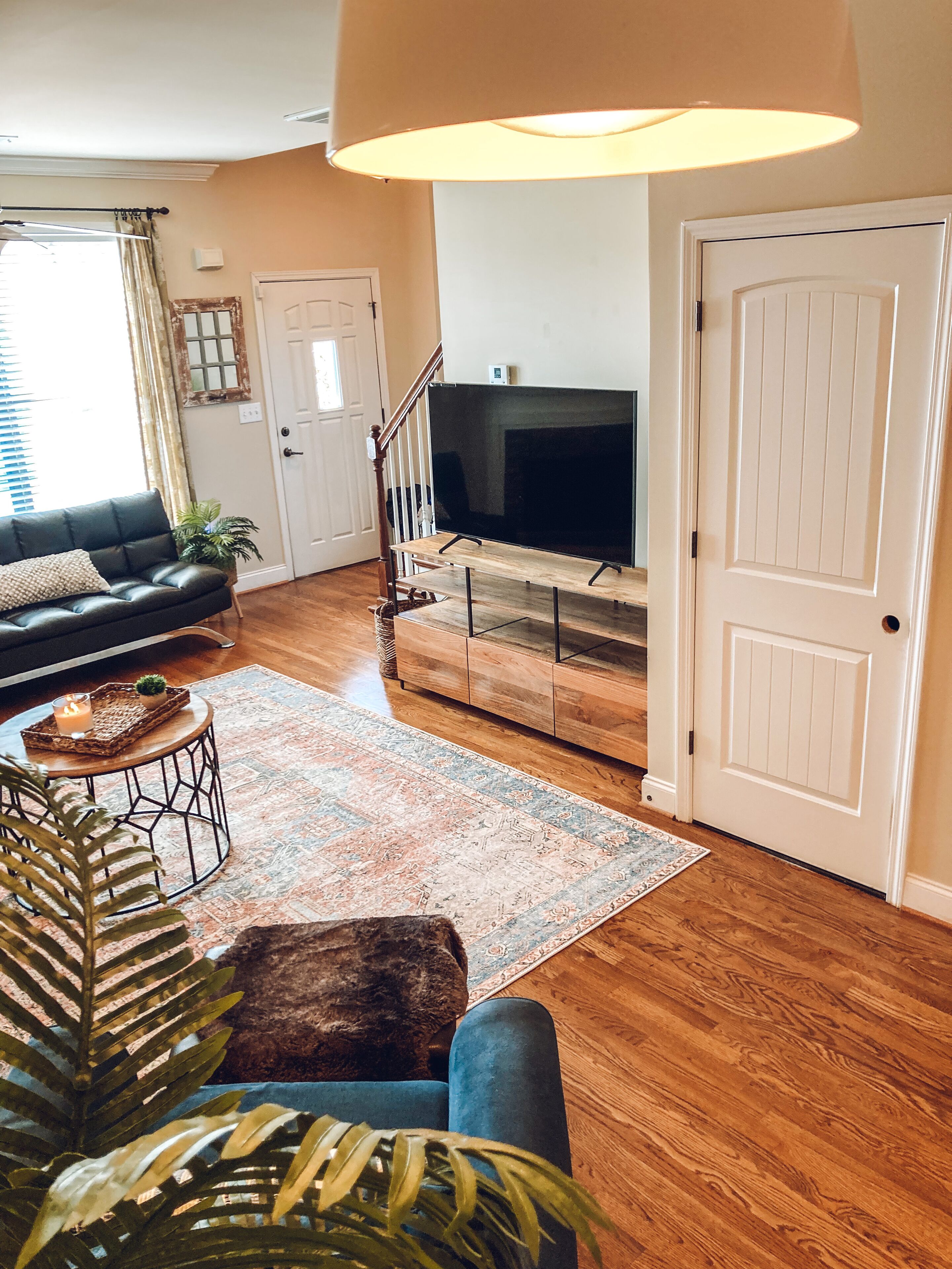 Beautiful 4 Bedroom Townhome close to Hoover Met, RTJ, Shopping and Dining. 