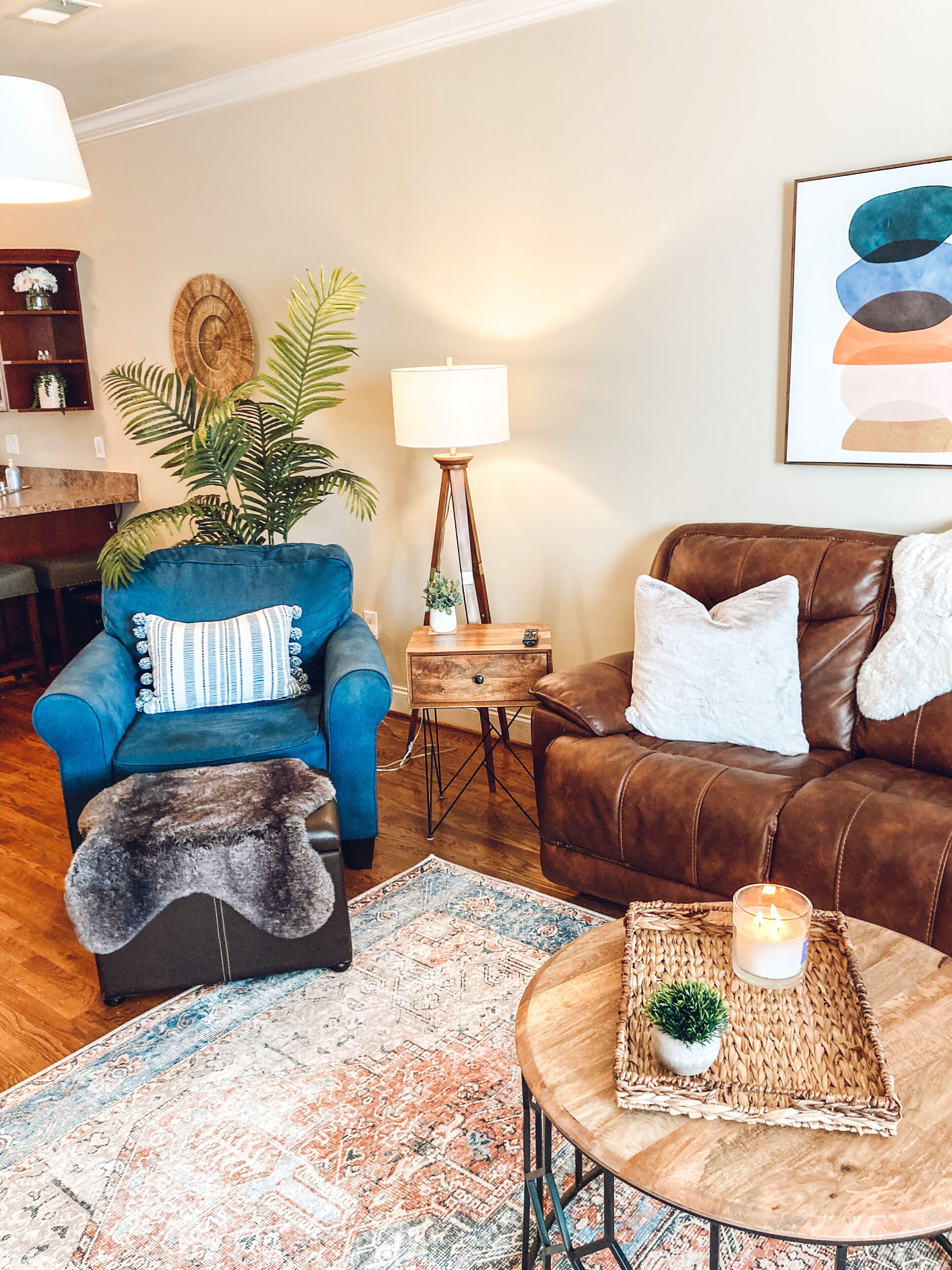 Beautiful 4 Bedroom Townhome close to Hoover Met, RTJ, Shopping and Dining. 