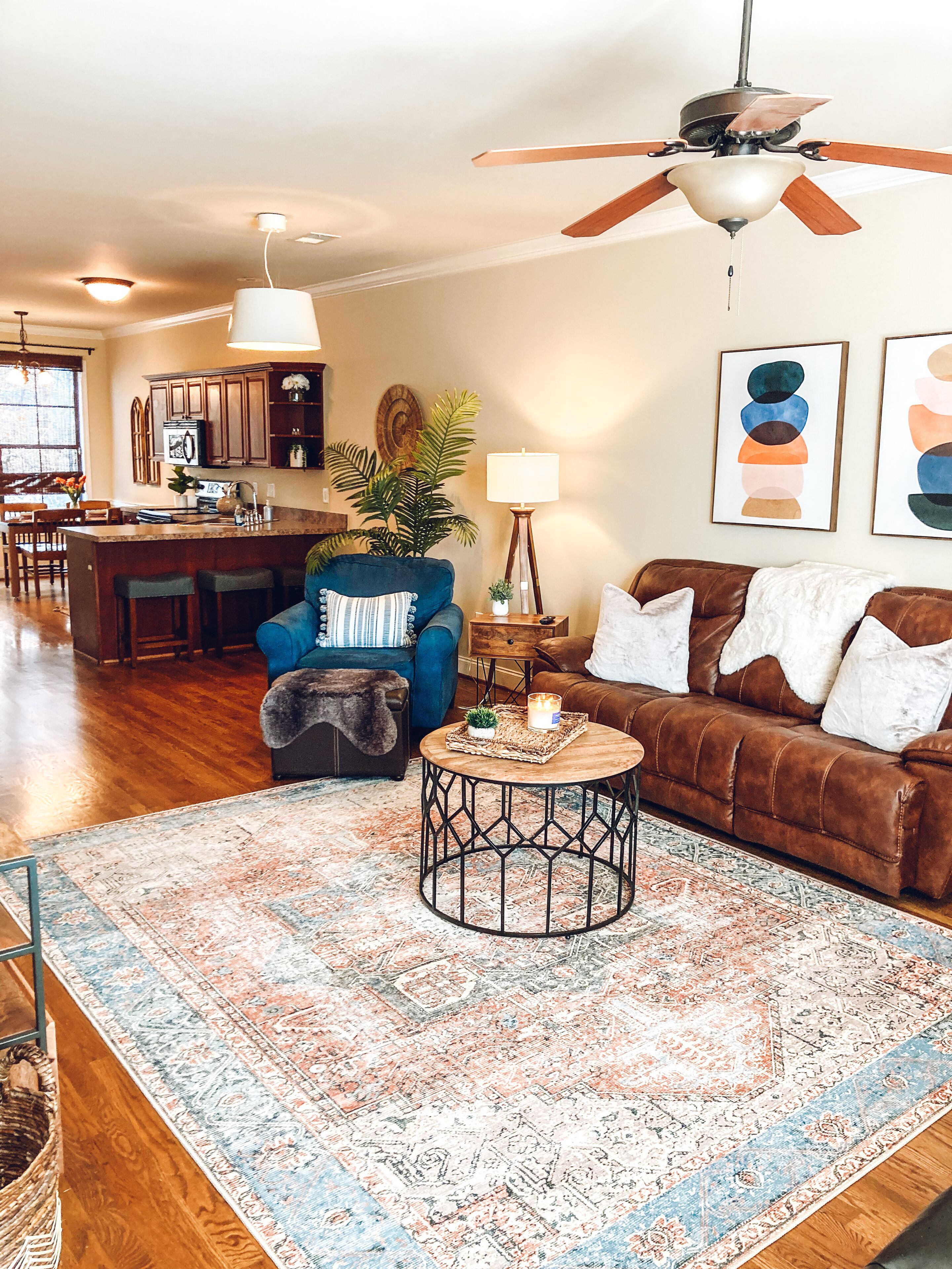 Beautiful 4 Bedroom Townhome close to Hoover Met, RTJ, Shopping and Dining. 