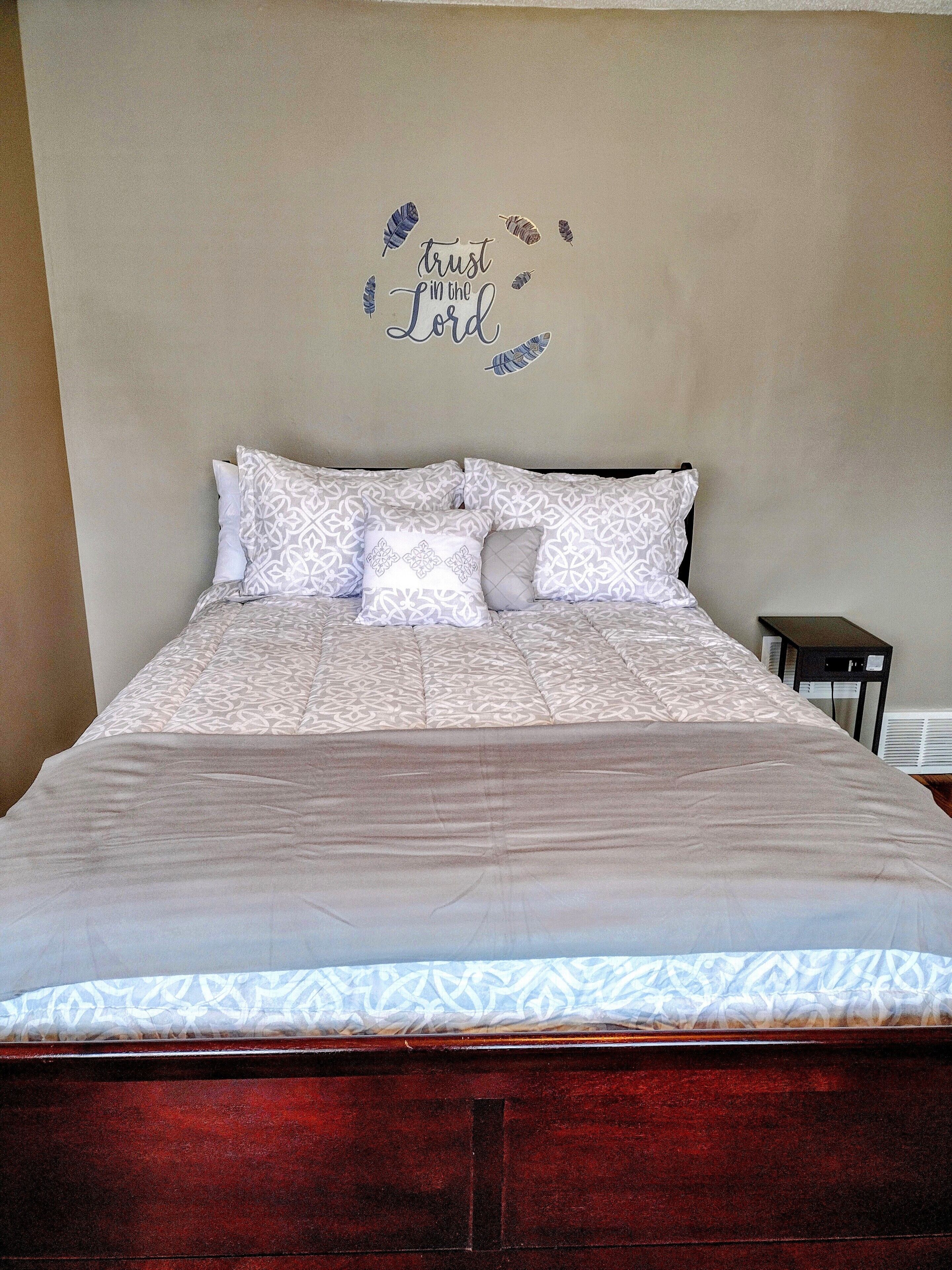 Private 3 bd/2.5 ba close to Downtown & Medical District