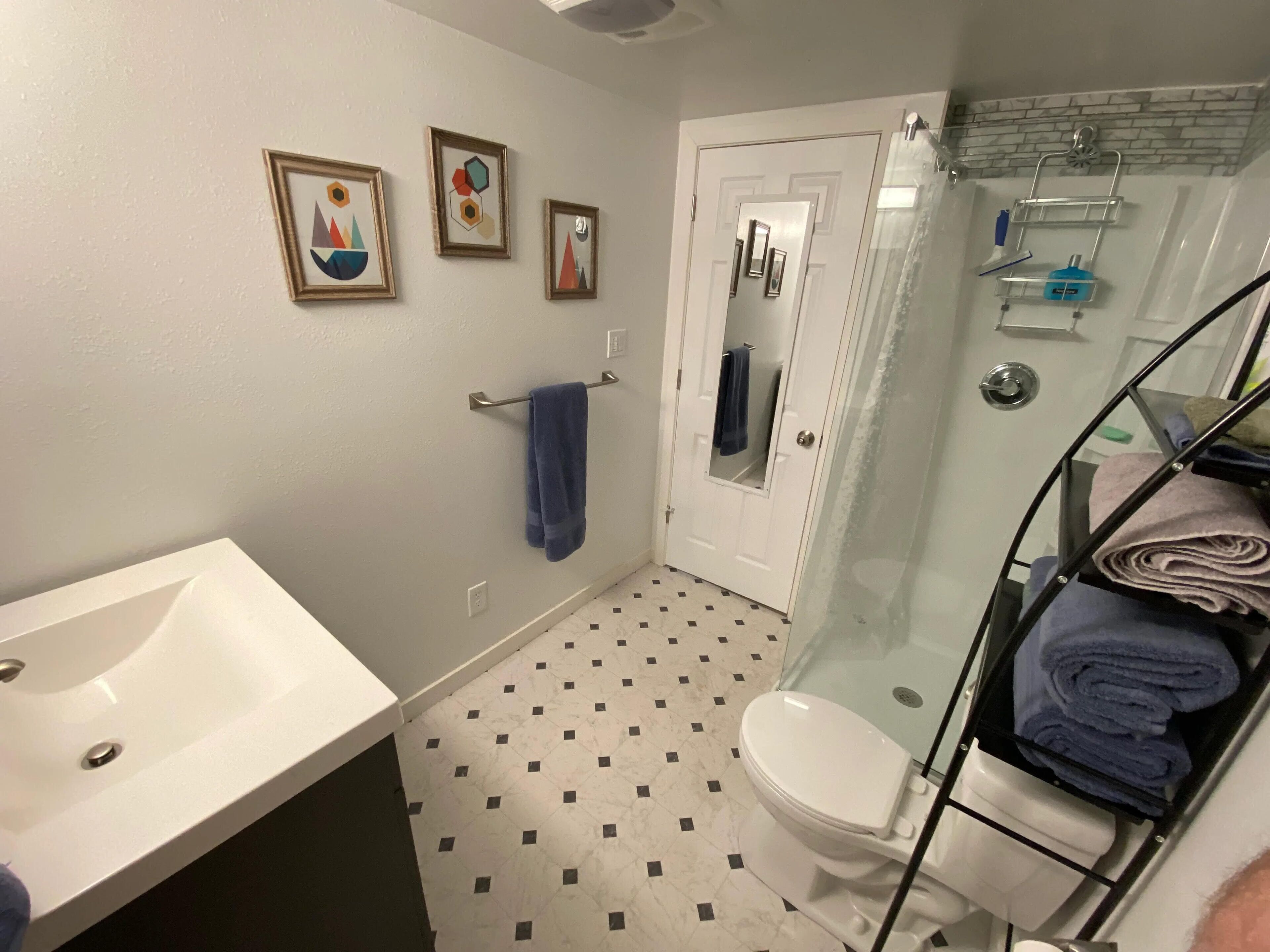 Off the beaten path to beautiful mountain views