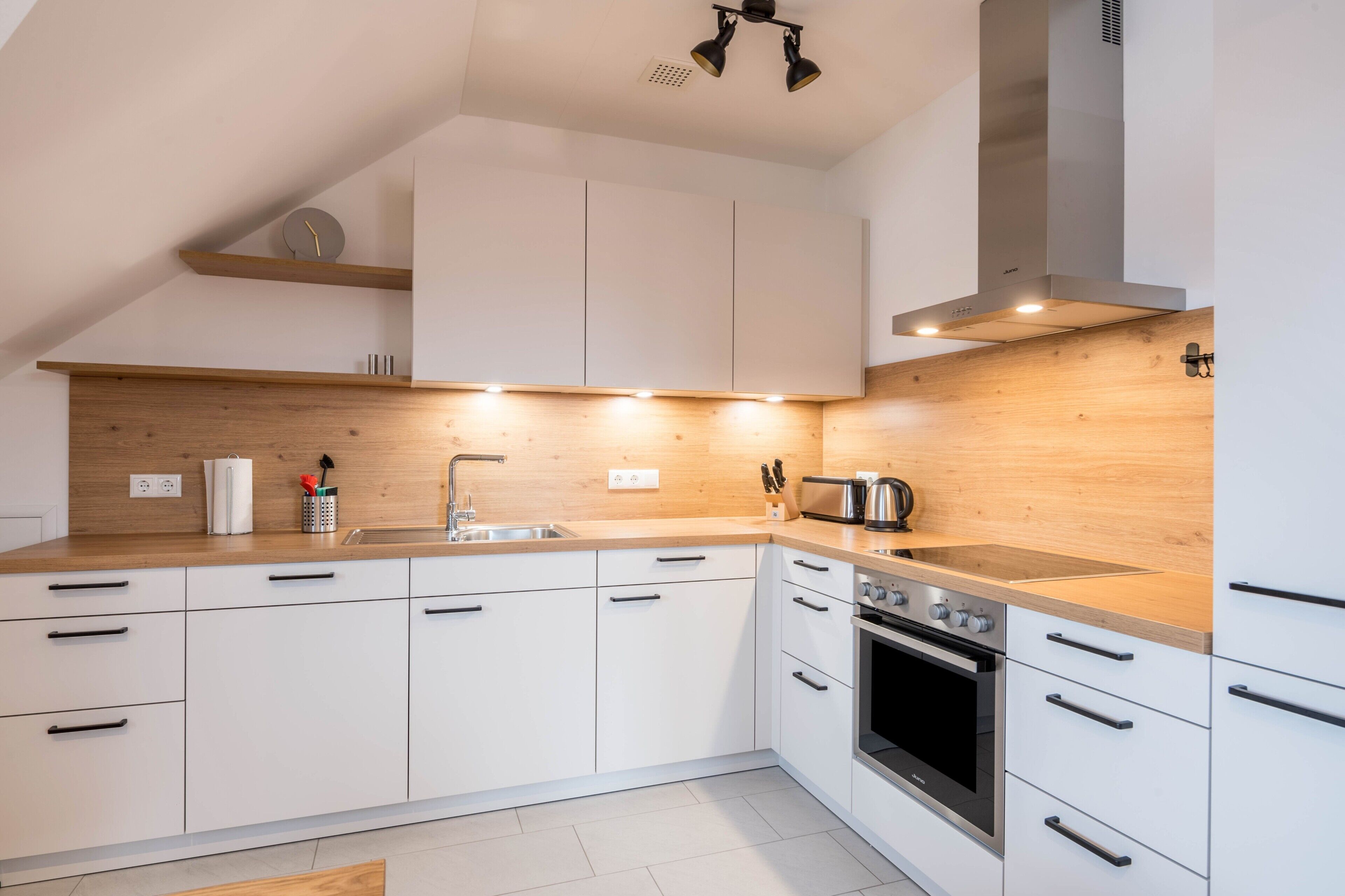 Kühlschrank, Ofen, Herdplatte, Geschirrspüler