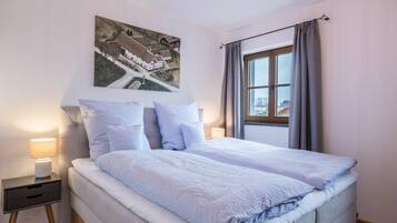 3 dormitorios, tabla de planchar con plancha, wifi gratis y ropa de cama