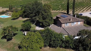 Apartment, 1 Bedroom, Smoking, Patio | Interior