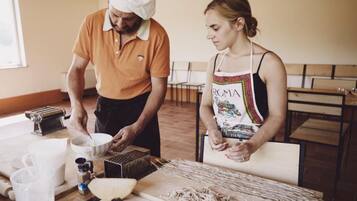 Apartment, 1 Bedroom, Smoking, Patio | 2 bedrooms, WiFi