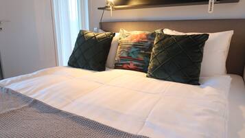 Apartment, 1 Bedroom, Balcony, City View | 2 bedrooms