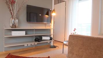 Apartment, 1 Bedroom, Balcony, Garden View | Room amenity