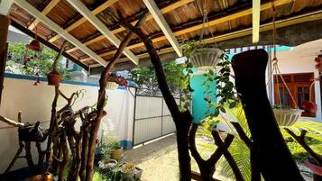 Room, 1 Bedroom | Property grounds