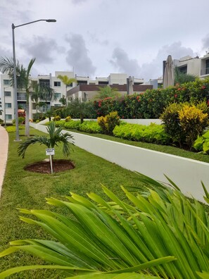 View from property - Gorgeous Apartment Hoestel Long Island! (Cancun)