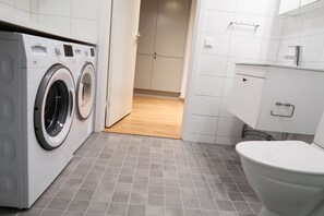 Appartement, 1 slaapkamer, balkon, uitzicht op tuin | Badkamer