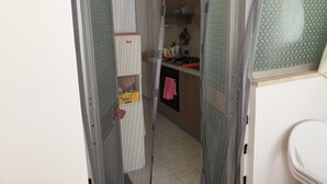 Nhà, 2 phòng ngủ, sân hiên | Bếp riêng