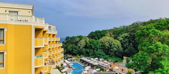 Marina Sands Bijou Boutique - Amazing vi