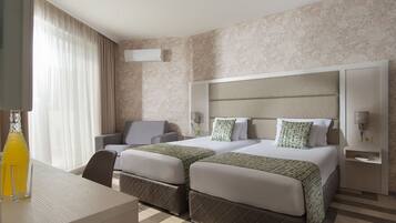 House, 1 Bedroom, Smoking, Private Pool | 1 bedroom