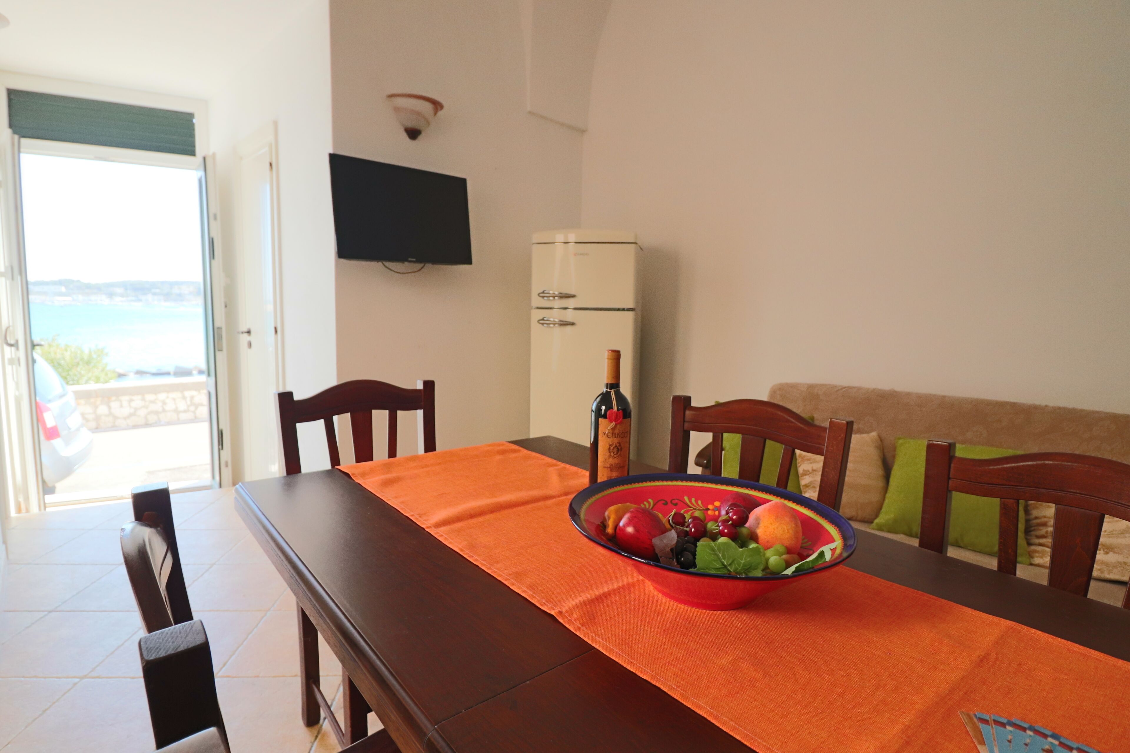 House, 2 Bedrooms, Garden View | Dining room