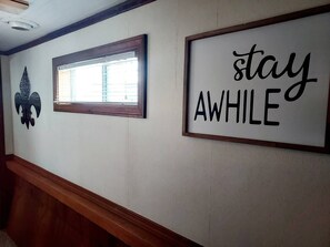 House, 2 Bedrooms, Balcony, River View | Interior