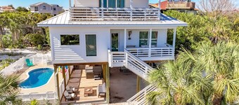 Floridays • Steps to Gulf • Heated Pool, Spa, 2 Carts