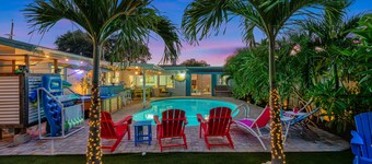 4br 2b Tropical Paradise HEATED POOL & Hot Tub 5min to the BEACH🏝