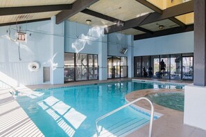 Inomhuspool och uppvärmd pool