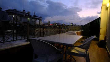 Apartamento superluxo | Terraço/pátio