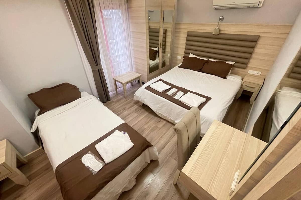 Luxury Apartment | 1 bedroom, in-room safe, blackout drapes, soundproofing
