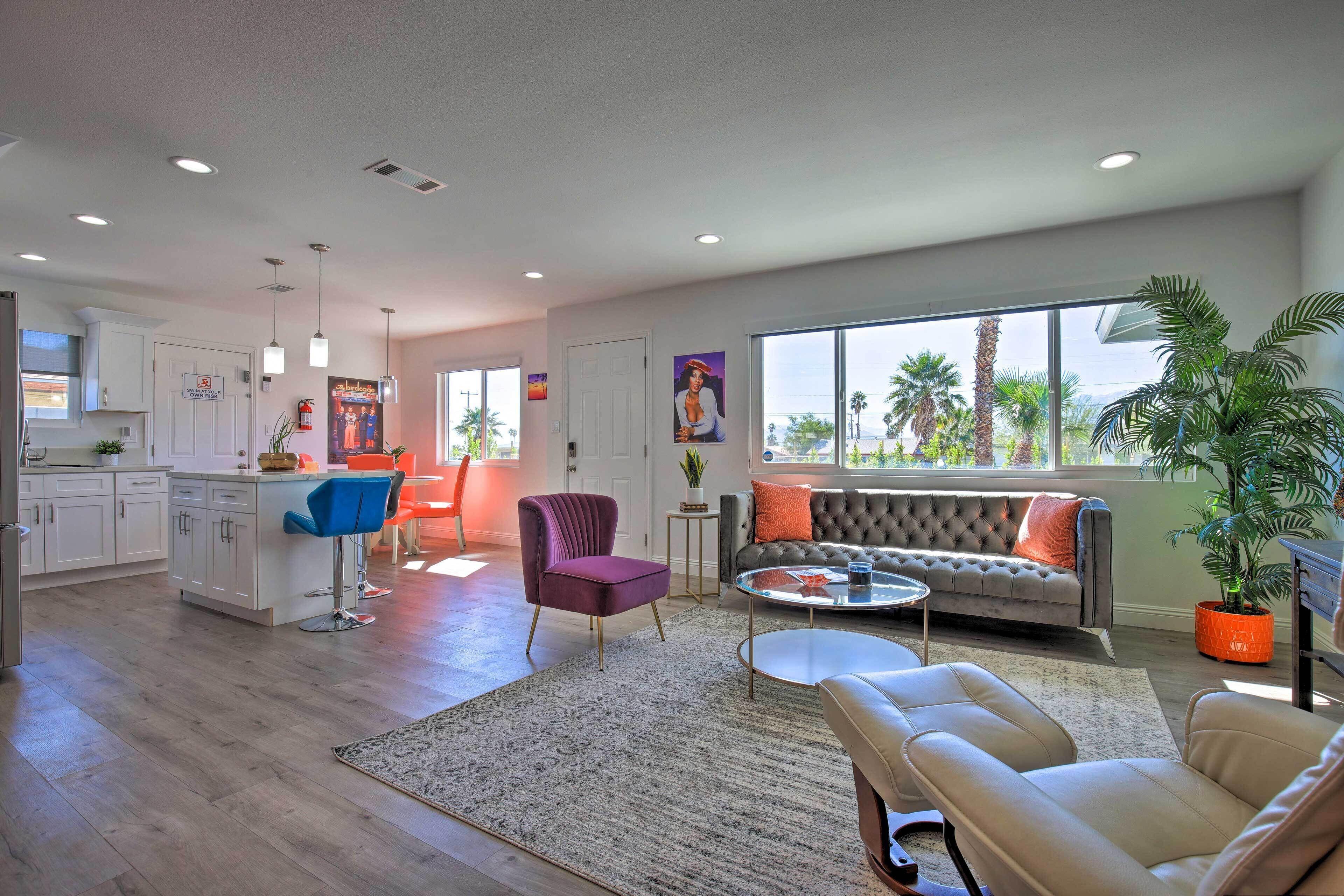 Contemporary Private Oasis in Palm Springs!