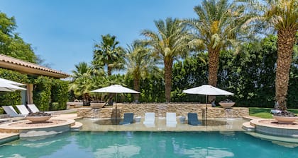 The Date Palm Estate by AvantStay | Luxurious Private Retreat!