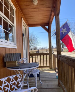 Outdoor dining - Country Escape - Live to be Wild (Bruceville)