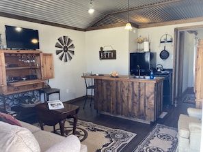 Smart-TV, DVD-Player, Bücher