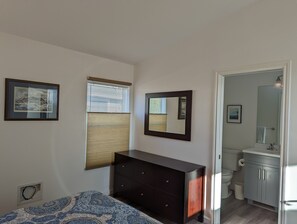 2 chambres, fer et planche Ă repasser, Wi-Fi gratuit, draps fournis