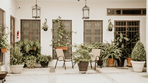 Unclassified image, 2 of 99, button - Casa Allende (Aguascalientes)